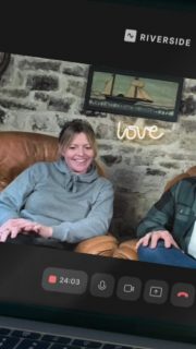 ✨Grosse annonce pour cette fin d'année.✨
Après beaucoup de travail, autant dans le dialogue, le matériel, la location du Local... ( Non, en fait on avait déjà tout, on a fait un essai tournage et le résultat était plutôt pas mal )
Ceux qui me connaissent sont au courant que j'ai pas mal de choses à dire, à l'aube de la quarantaine j'ai envie de m'exprimer un peu plus, partager mon expérience dans la photographie, les anecdotes, les mariages.
Il y aura ma femme pour m'accompagner dans ce projet @juliedumanoir. Sous forme de discussion et d'échanges, de questions/réponses.
Ce sera aussi sérieux que drôle 😎
Vous avez un petit extrait pour avoir un aperçu, n'hésitez pas à nous faire un petit retour .
Nous écouter et nous voir:
Spotify: https://open.spotify.com/show/7gJLgqOYK0CVUS64csNMB8?si=3e37f3f001184dc4
Amazon Music : https://music.amazon.fr/podcasts/6677ca2b-1c1f-4dad-b676-a0bf6492c010/le-podcast-du-manoir
Deezer: https://link.deezer.com/s/31QKGaDMD7TxrQSnZBSB2
Apple Podcast: https://podcasts.apple.com/fr/podcast/le-podcast-du-manoir/id1860536949
Et très vite sur Youtube (on vous tient au jus)